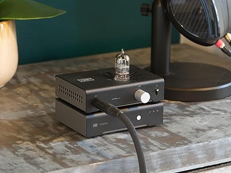 Schiit Vali 3 Beautiful Tube Hybrid Headphone Amp and Preamp - Black
