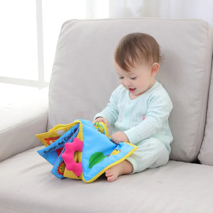 Aipinqi Baby Book - Multifunctional Dressing Fabric Book